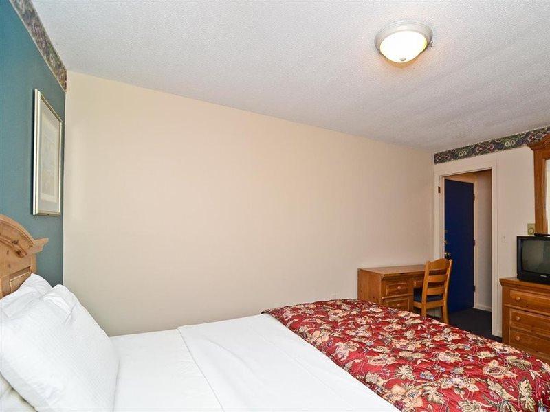 Americas Best Value Inn - Stonington Exterior foto
