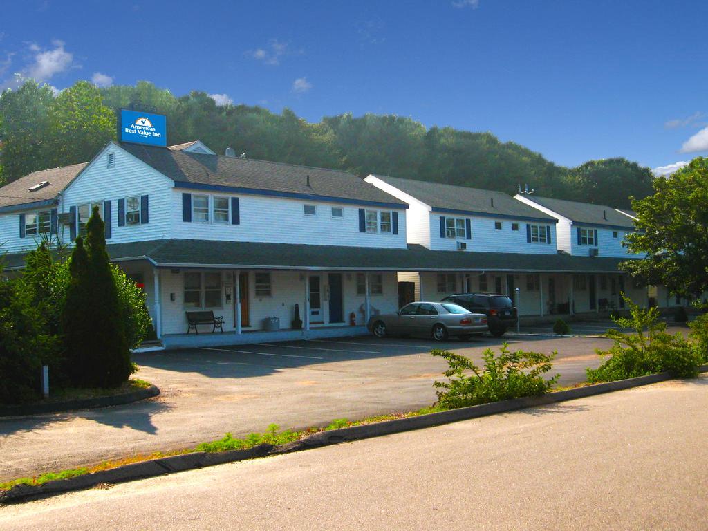 Americas Best Value Inn - Stonington Exterior foto