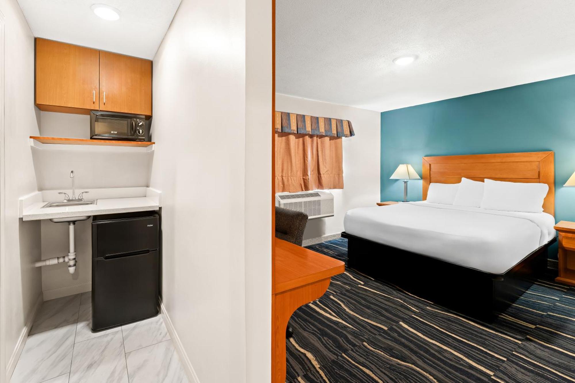 Americas Best Value Inn - Stonington Exterior foto