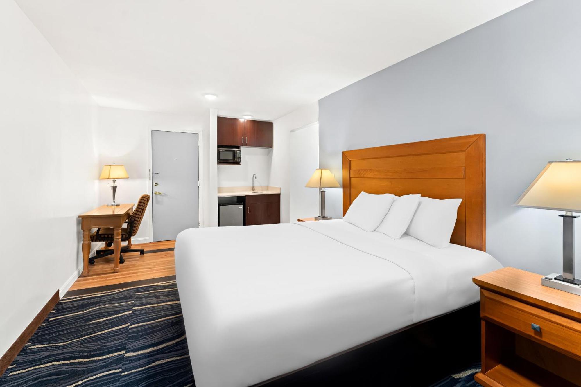 Americas Best Value Inn - Stonington Exterior foto